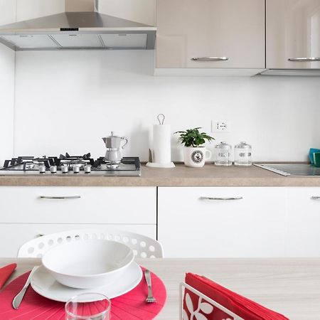Parma Railway Station Lovely Apartment Ngoại thất bức ảnh