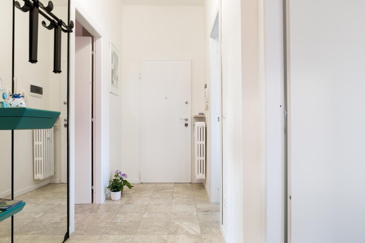 Parma Railway Station Lovely Apartment Ngoại thất bức ảnh