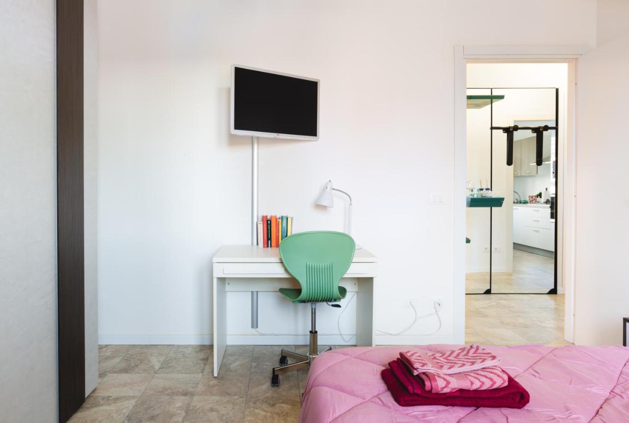 Parma Railway Station Lovely Apartment Ngoại thất bức ảnh