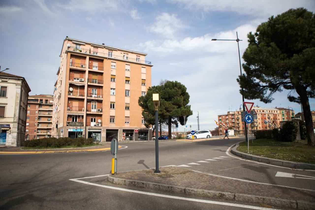 Parma Railway Station Lovely Apartment Ngoại thất bức ảnh